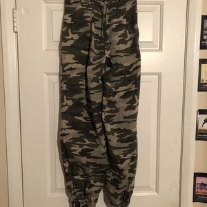Camo BDG Jogger Jeans